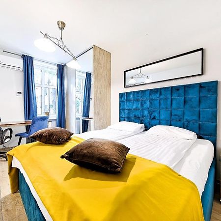 Cinema Apartments 波兹南 外观 照片