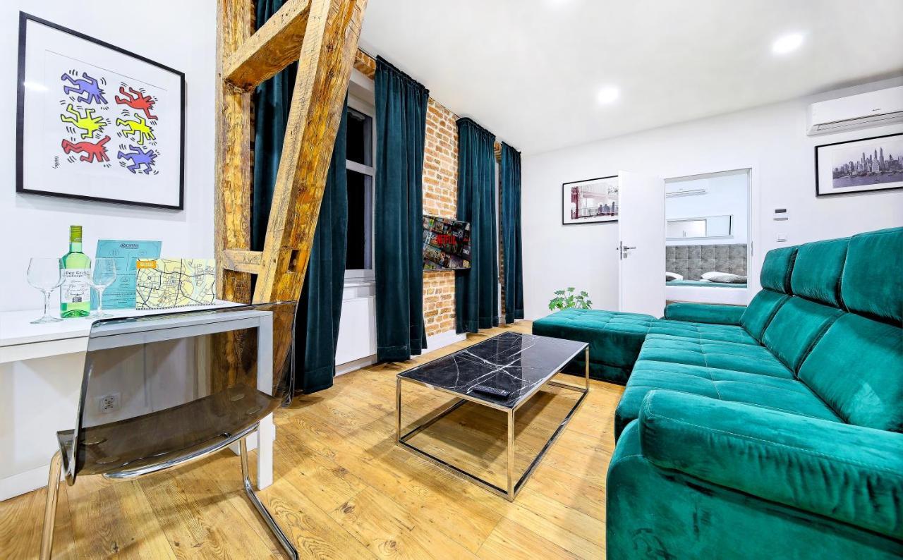 Cinema Apartments 波兹南 外观 照片