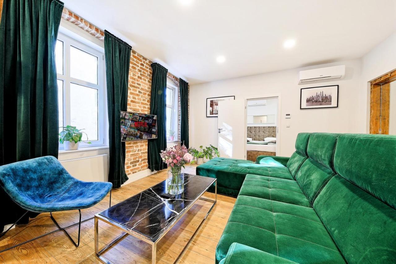 Cinema Apartments 波兹南 外观 照片