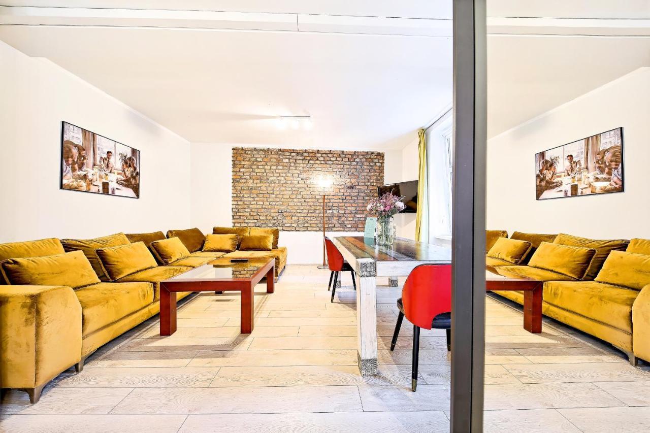 Cinema Apartments 波兹南 外观 照片